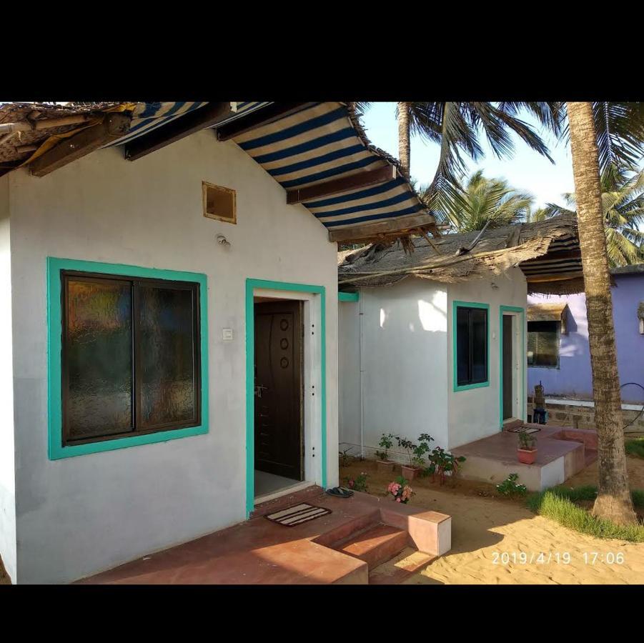Prafulla Homestay Карвар Экстерьер фото